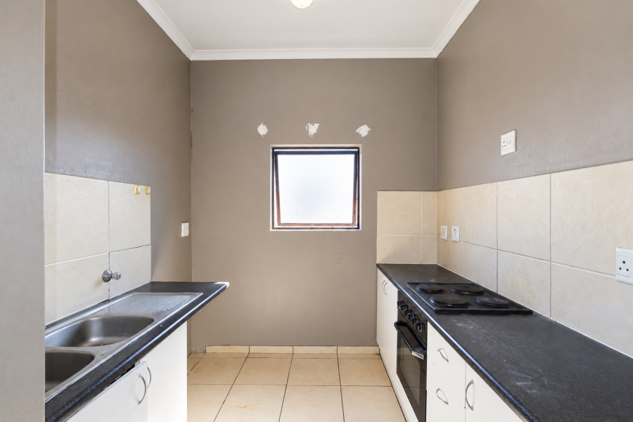 2 Bedroom Property for Sale in Parklands East Western Cape